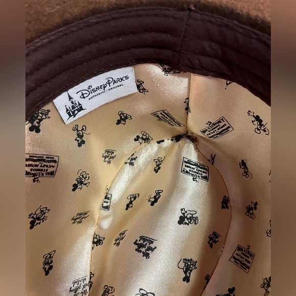 Disney Parks “Walt Disneys Fedora Replica” - Picture 4 of 6